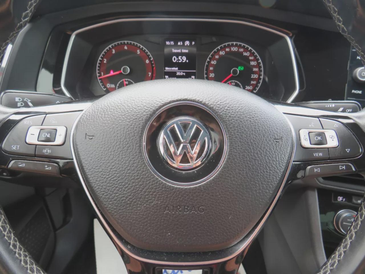 2019 Volkswagen Jetta Highline (**CLEAN TITLE/NO ACCIDENTS!!**SAFETY/CERTIFIED!**ALLOY RIMS**FOG LIGHTS**REMOTE START**SUNROOF**HEATED SEATS**REVERSE CAMERA**PUSH BUTTON START**DIGITAL TOUCHSCREEN**APPLE CARPLAY**ANDROID AUTO**DUAL CLIMATE CONTROL**ANDROID AUTO**LEATHER WRAPPE Photo