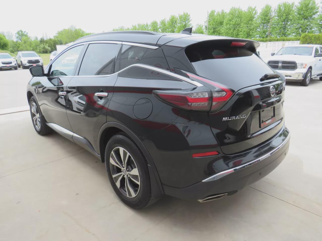 2021 Nissan Murano SV (**ONE OWNER!!**CLEAN TITLE/NO ACCIDENTS!!**SAFETY/CERTIFIED**ALLOY RIMS**REMOTE START**NAVIGATION**360 DEGREE REVERSE CAMERA**PANORAMIC SUNROOF**DUAL CLIMATE CONTROL**POWER TAILGATE**HEATED SEATS/STEERING WHEEL**PUSH BUTTON START**DIGITAL TOUCHSCREEN* Photo