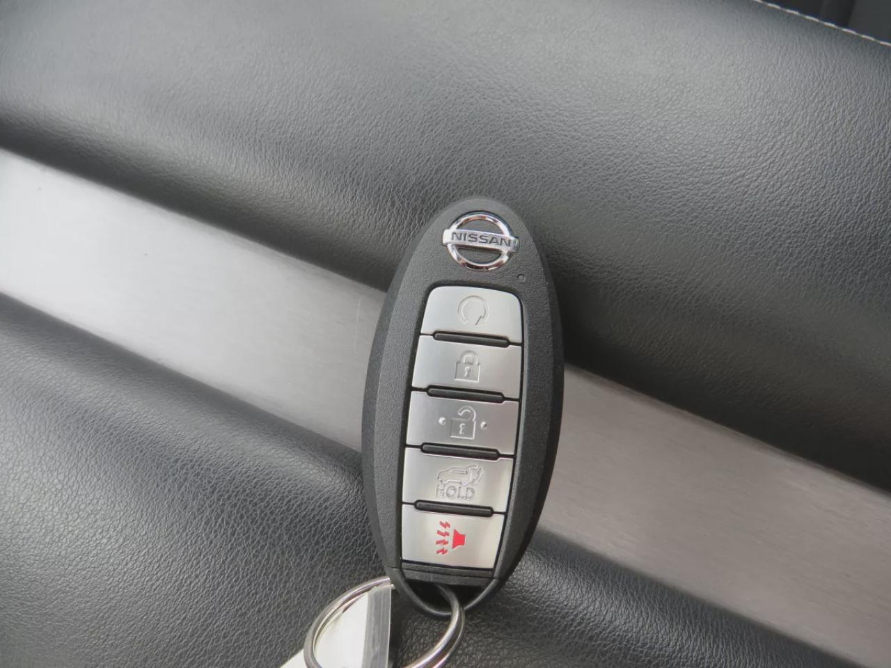 2021 Nissan Murano SV (**ONE OWNER!!**CLEAN TITLE/NO ACCIDENTS!!**SAFETY/CERTIFIED**ALLOY RIMS**REMOTE START**NAVIGATION**360 DEGREE REVERSE CAMERA**PANORAMIC SUNROOF**DUAL CLIMATE CONTROL**POWER TAILGATE**HEATED SEATS/STEERING WHEEL**PUSH BUTTON START**DIGITAL TOUCHSCREEN* Photo