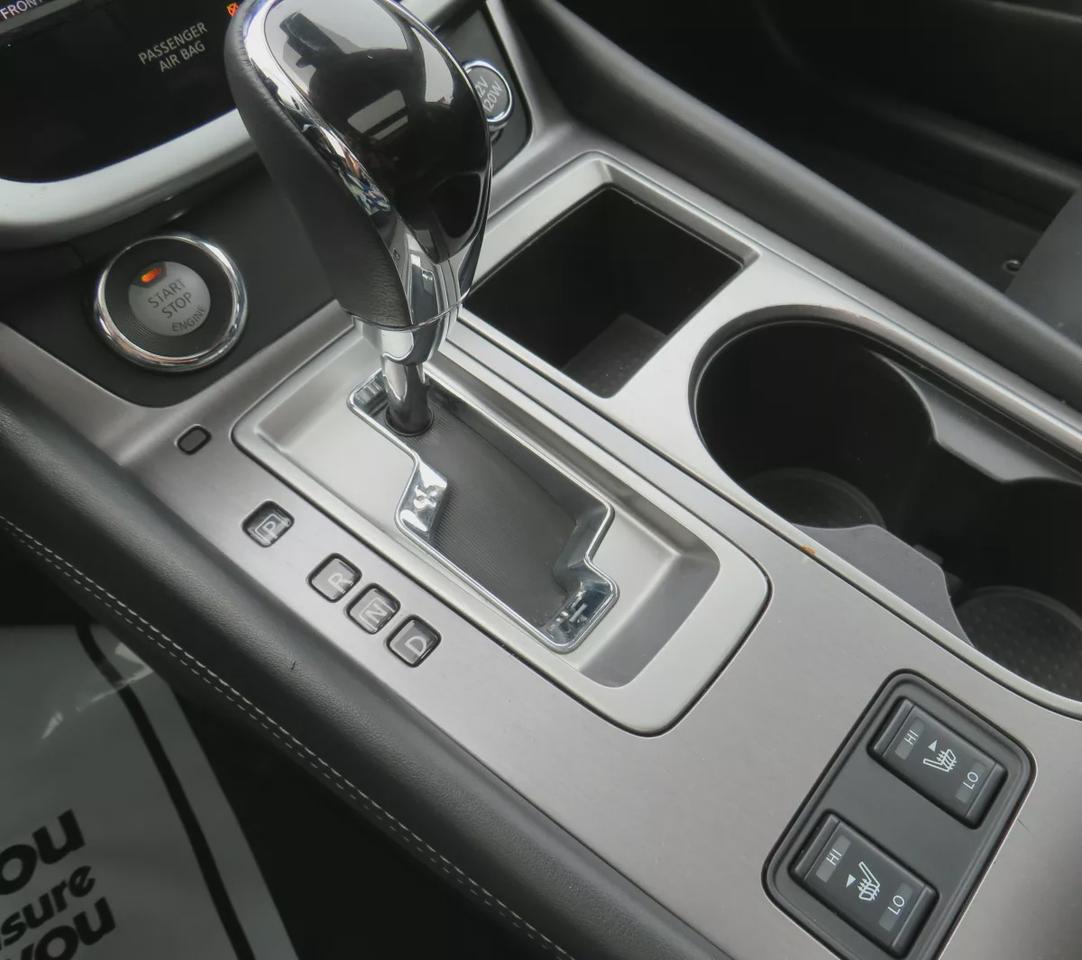2021 Nissan Murano SV  | One Owner | Clean Title | No Accidents | Safety Certified | Alloy Rims | Remote Start | Navigation | 360 Degree Reverse Camera | Panoramic Sunroof | Dual Climate Control | Power Tailgate | Heated Seats | Steering Wheel | Push Button Start | Digital  Photo