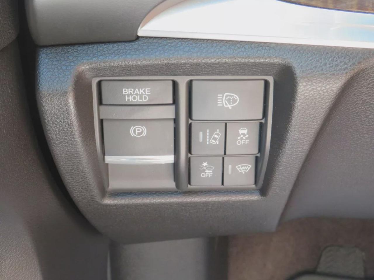 12567548