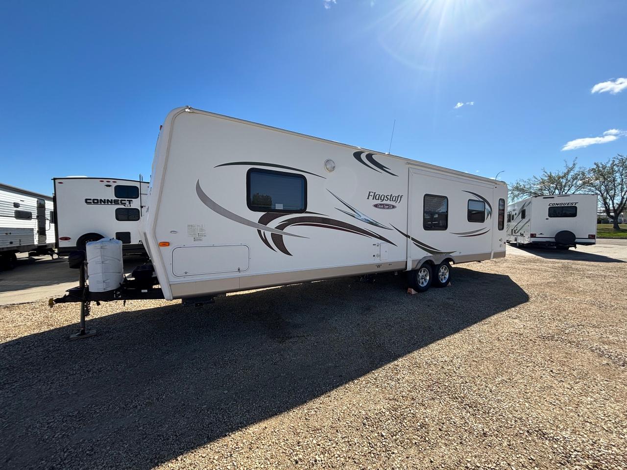 Used 2010 Forest River Flagstaff 331RLS for sale in Slave Lake, AB