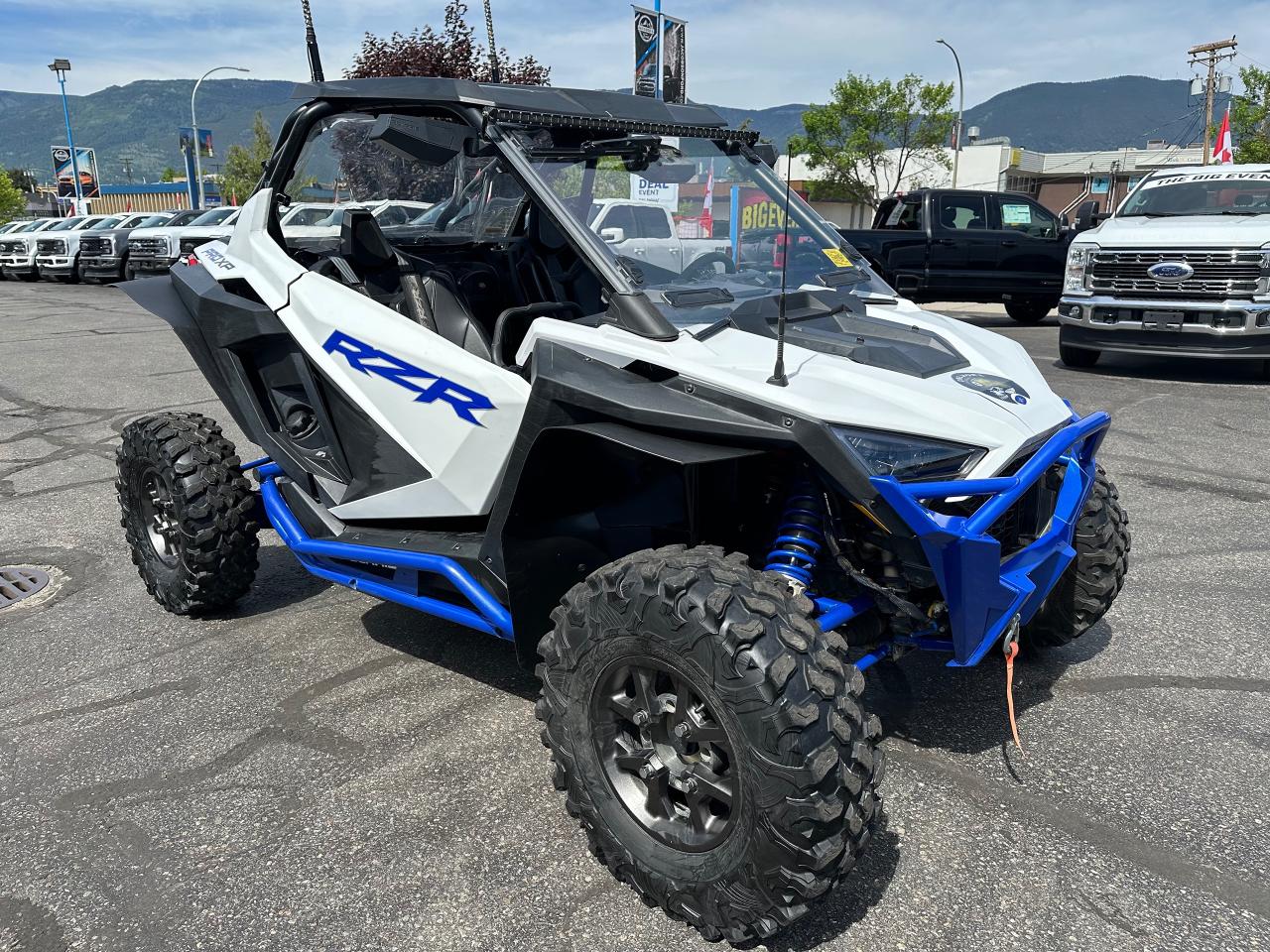 2020 Polaris SIDE BY SIDE SIDE BY SIDE Photo2