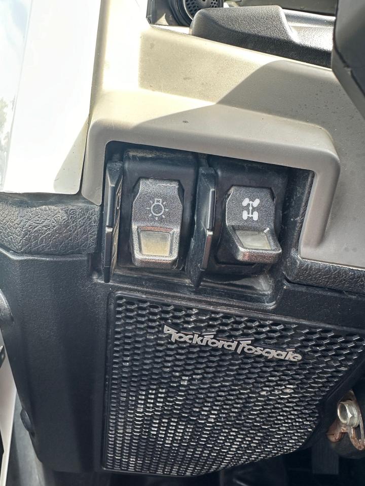 1748370648