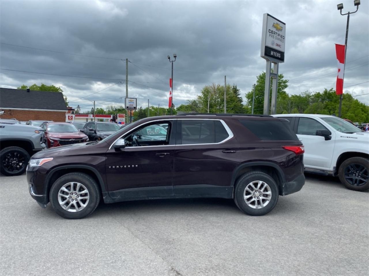 2021 Chevrolet Traverse LT Cloth  - Heated Seats Photo3