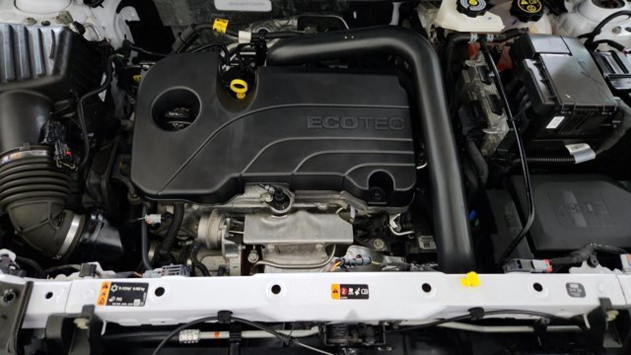 12567800
