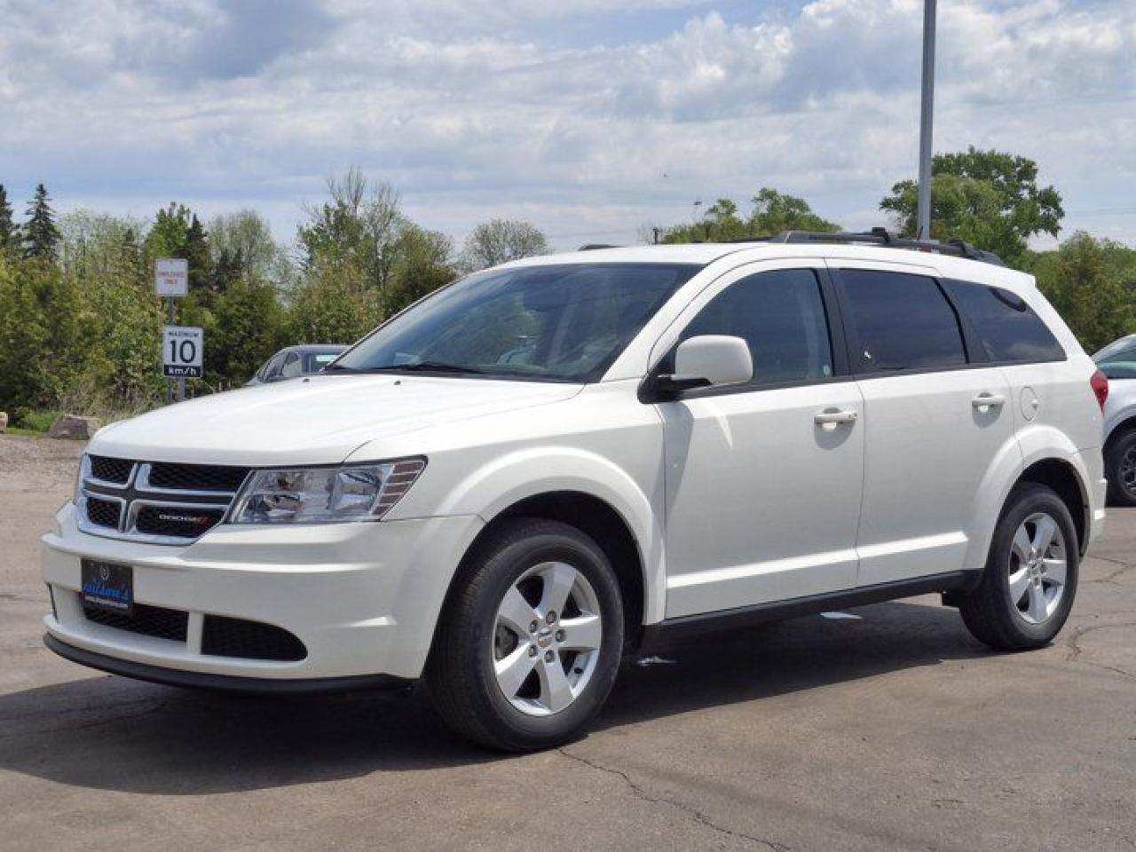 Used 2016 Dodge Journey SE | 3rd Row Seat | Rear A/C + Heat | Bluetooth | Alloy Wheels | and More ! for sale in Guelph, ON