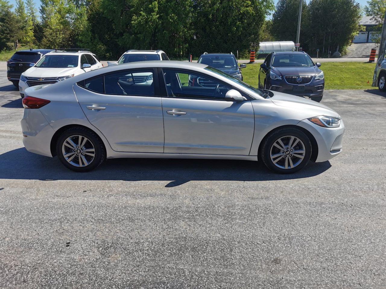 2018 Hyundai Elantra Limited - Photo #4