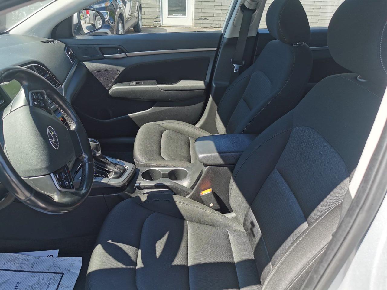 2018 Hyundai Elantra Limited - Photo #12