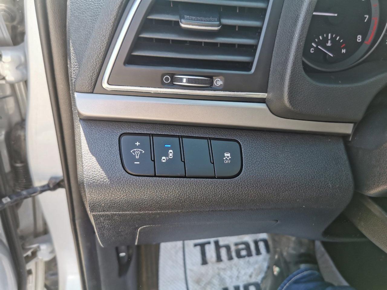2018 Hyundai Elantra Limited - Photo #14