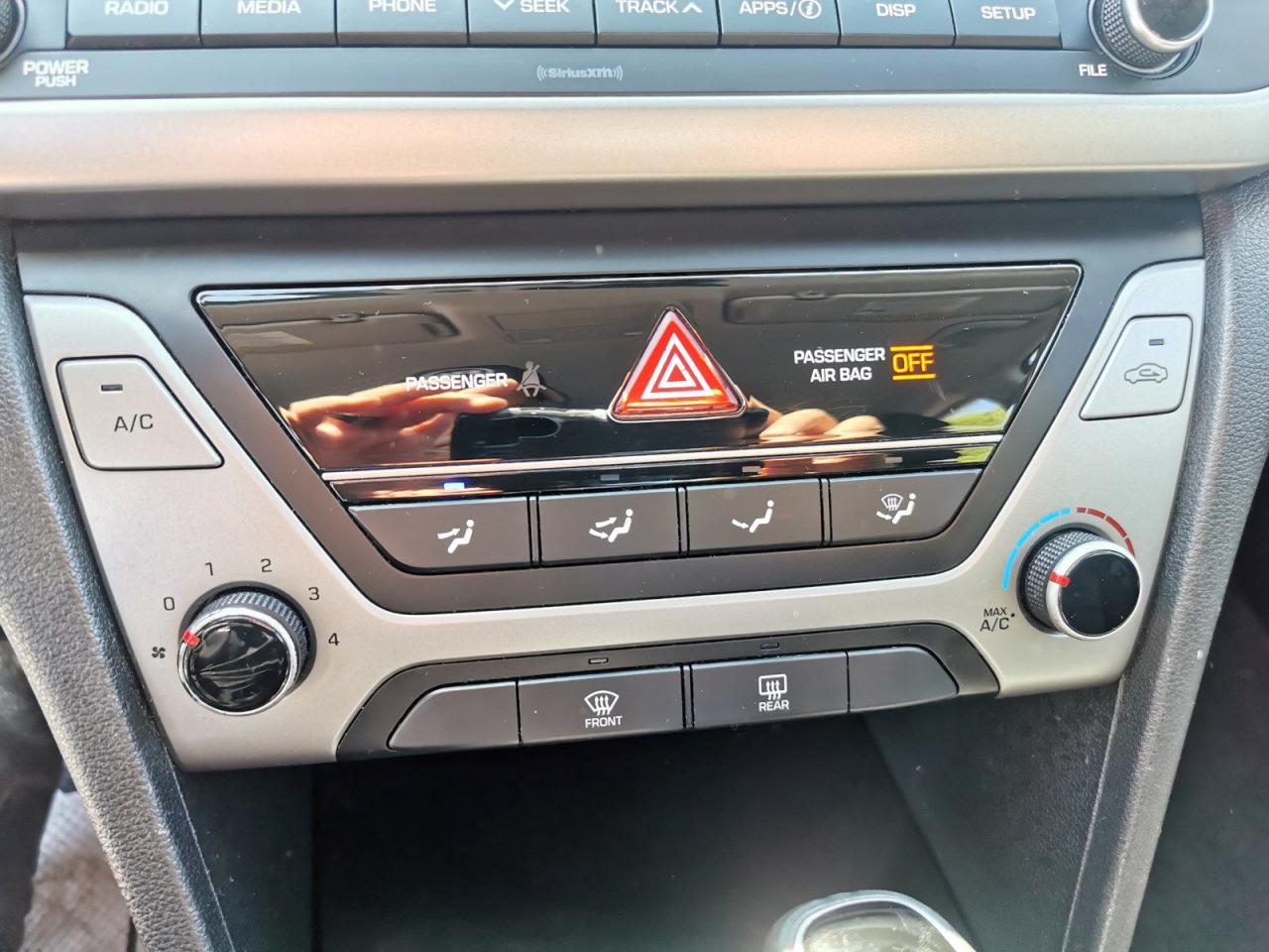 2018 Hyundai Elantra Limited - Photo #19