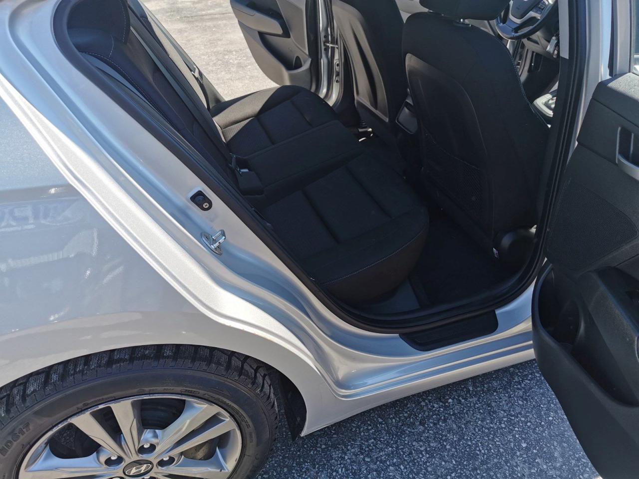 2018 Hyundai Elantra Limited - Photo #26