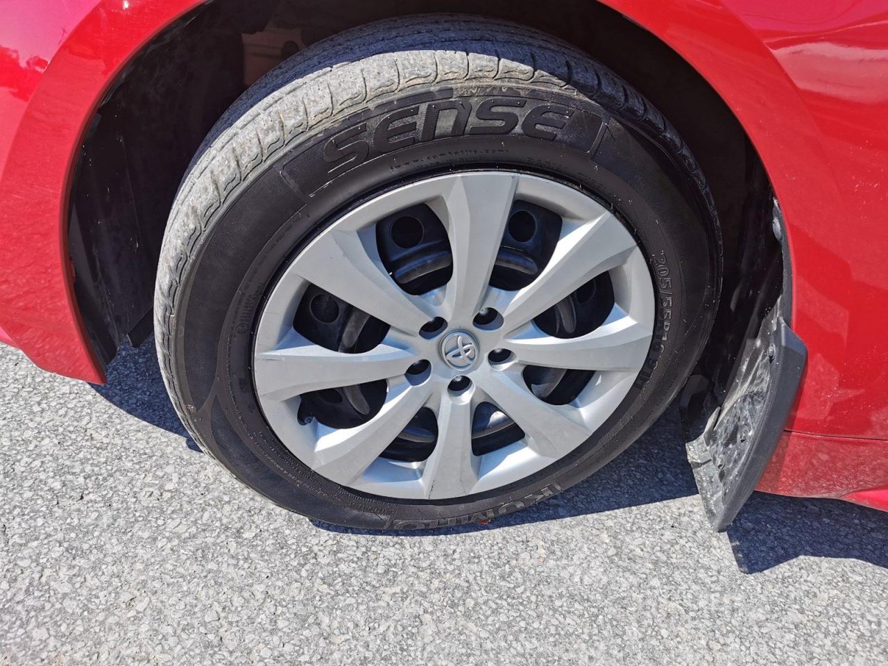 2020 Toyota Corolla LE - Photo #9