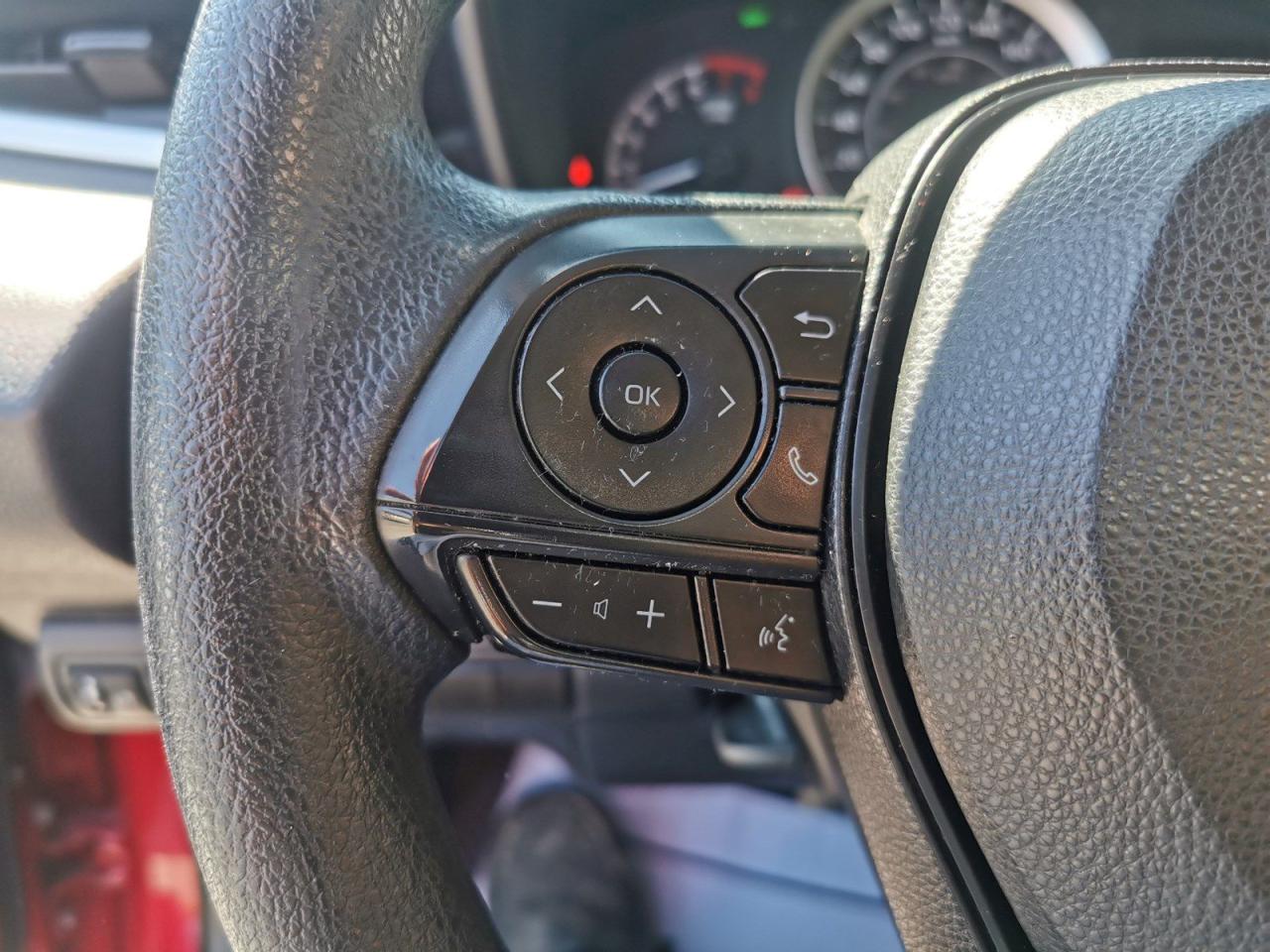 2020 Toyota Corolla LE - Photo #14