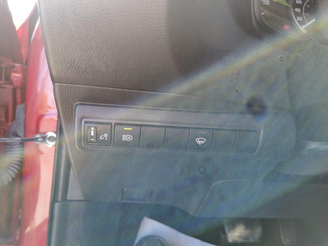 2020 Toyota Corolla LE - Photo #16