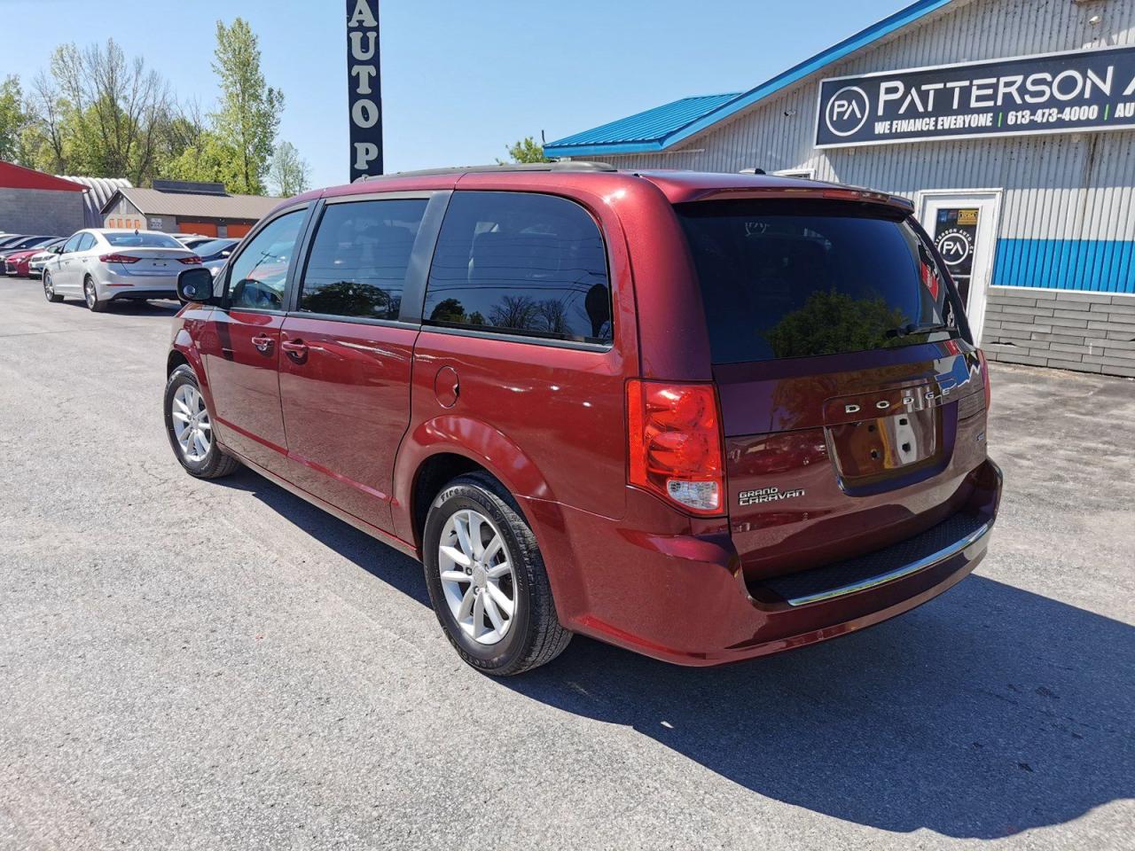 2018 Dodge Grand Caravan SE - Photo #8