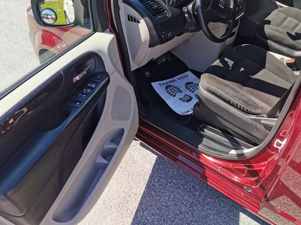 2018 Dodge Grand Caravan SE - Photo #11