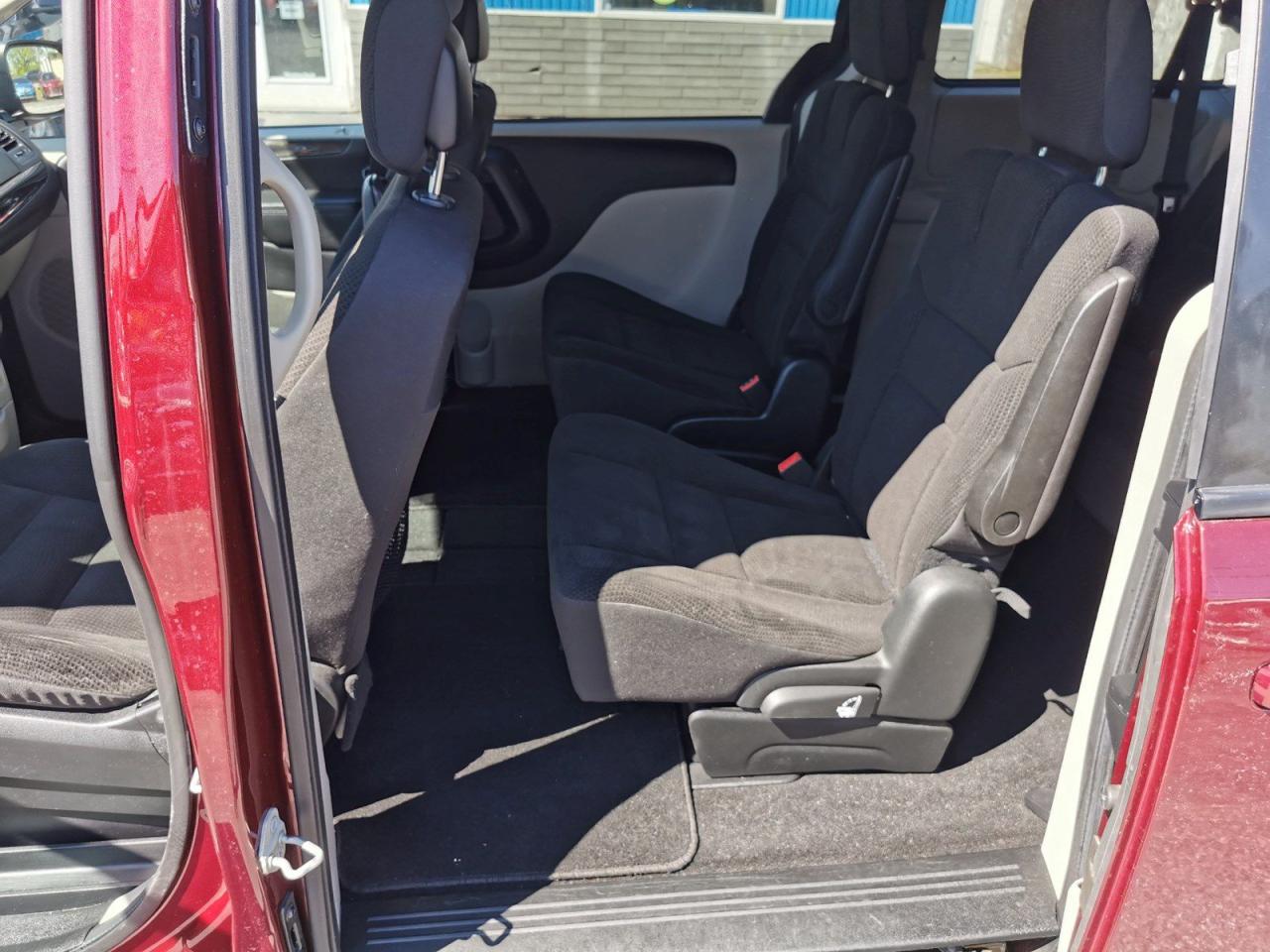2018 Dodge Grand Caravan SE - Photo #20