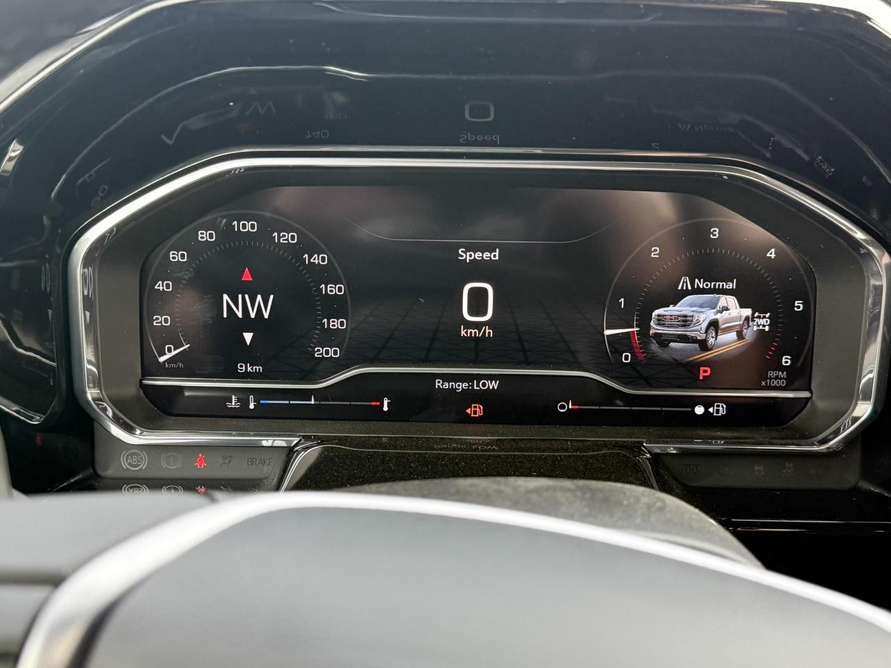 2025 GMC Sierra 1500 Elevation 5.3L V8 WITH REMOTE START/ENTRY, HEATED SEATS, HEATED STEERING WHEEL, CRUISE CONTROL, HD REAR VISION CAMERA, BOSE SOUND SYSTEM Photo