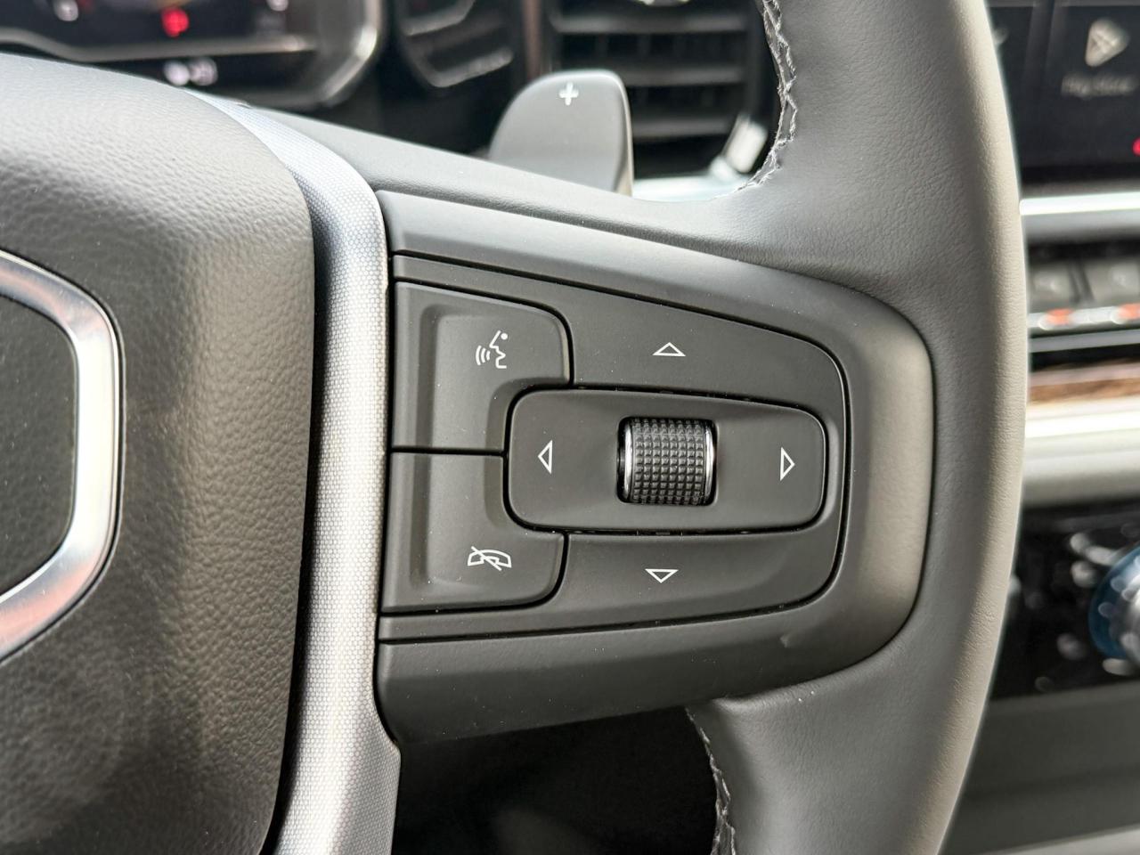 2025 GMC Sierra 1500 Elevation 5.3L V8 WITH REMOTE START/ENTRY, HEATED SEATS, HEATED STEERING WHEEL, CRUISE CONTROL, HD REAR VISION CAMERA, BOSE SOUND SYSTEM Photo