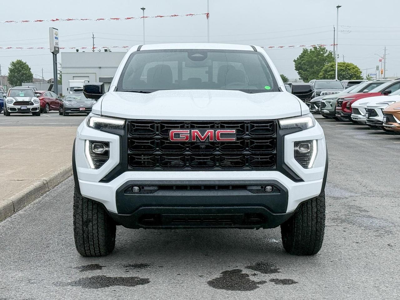 2025 GMC Canyon Elevation 2.7L 4 CYL WITH REMOTE START/ENTRY, HEATED SEATS, HD SURROUND VISION, TRAILER BRAKE CONTROLLER, APPLE CARPLAY AND ANDROID AUTO Photo