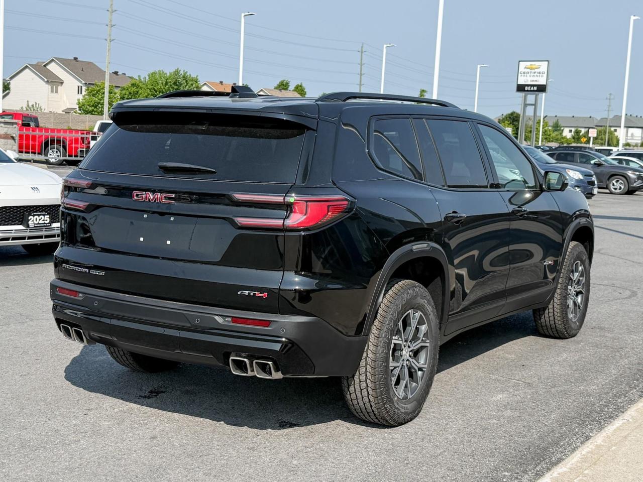 2025 GMC Acadia AT4 2.5L 4 CYL WITH REMOTE START/ENTRY, HEATED SEATS, HEATED STEERING WHEEL, POWER LIFTGATE, HD SURROUND SOUND Photo