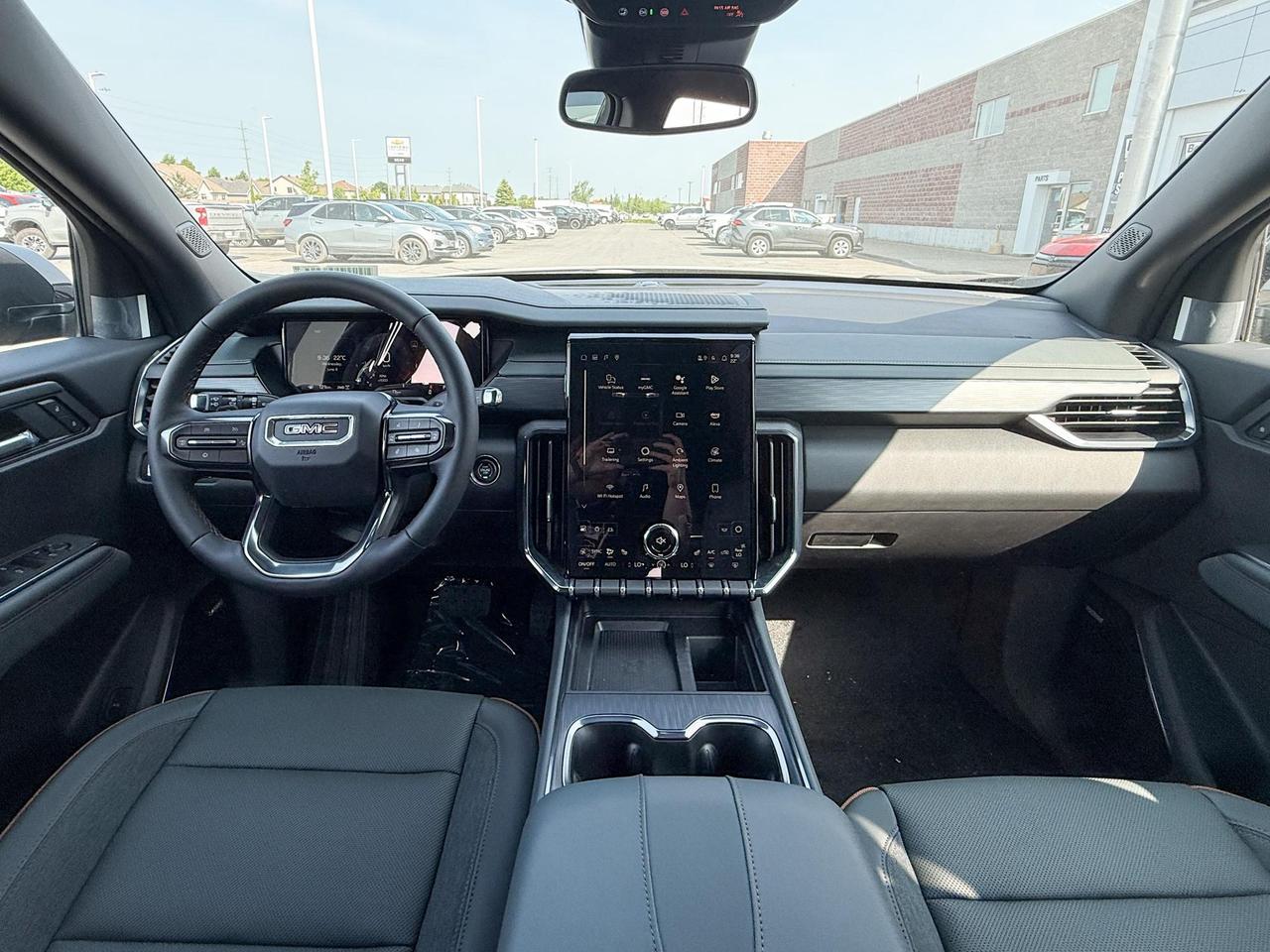 2025 GMC Acadia AT4 2.5L 4 CYL WITH REMOTE START/ENTRY, HEATED SEATS, HEATED STEERING WHEEL, POWER LIFTGATE, HD SURROUND SOUND Photo