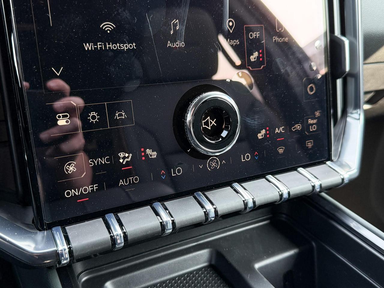 2025 GMC Acadia AT4 2.5L 4 CYL WITH REMOTE START/ENTRY, HEATED SEATS, HEATED STEERING WHEEL, POWER LIFTGATE, HD SURROUND SOUND Photo