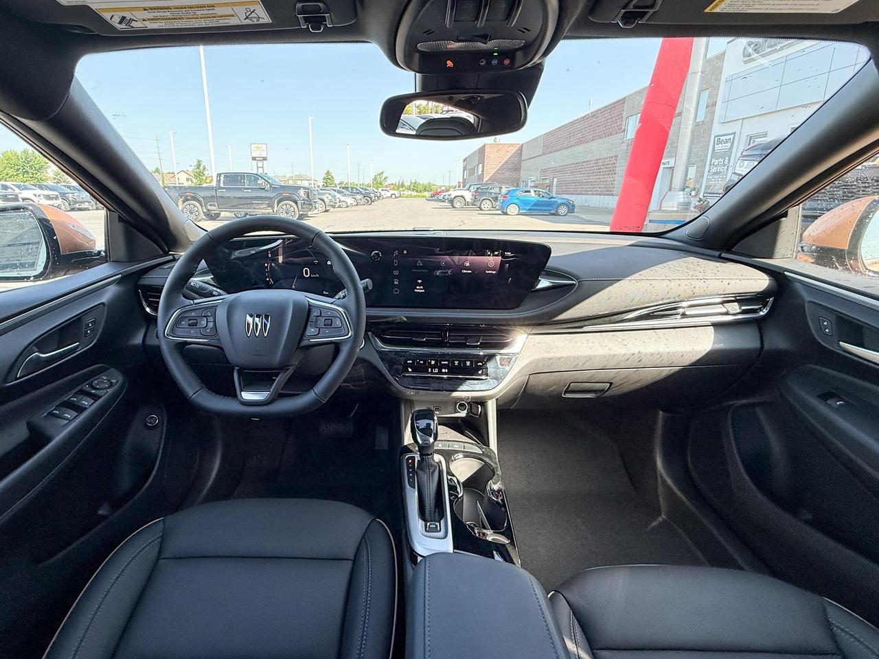 2025 Buick Envista Avenir 1.2L 3CYL WITH REMOTE START/ENTRY, HEATED SEATS, HEATED STEERING WHEEL, SUNROOF, POWER LIFTGATE, ANDROID AUTO AND APPLE CARPLAY Photo