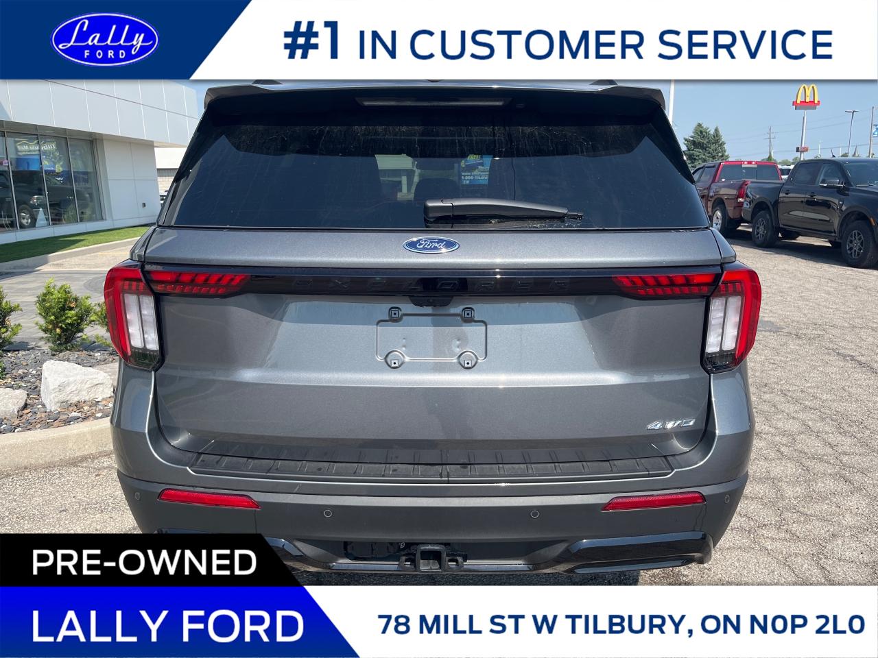 2025 Ford Explorer ST-Line Photo3