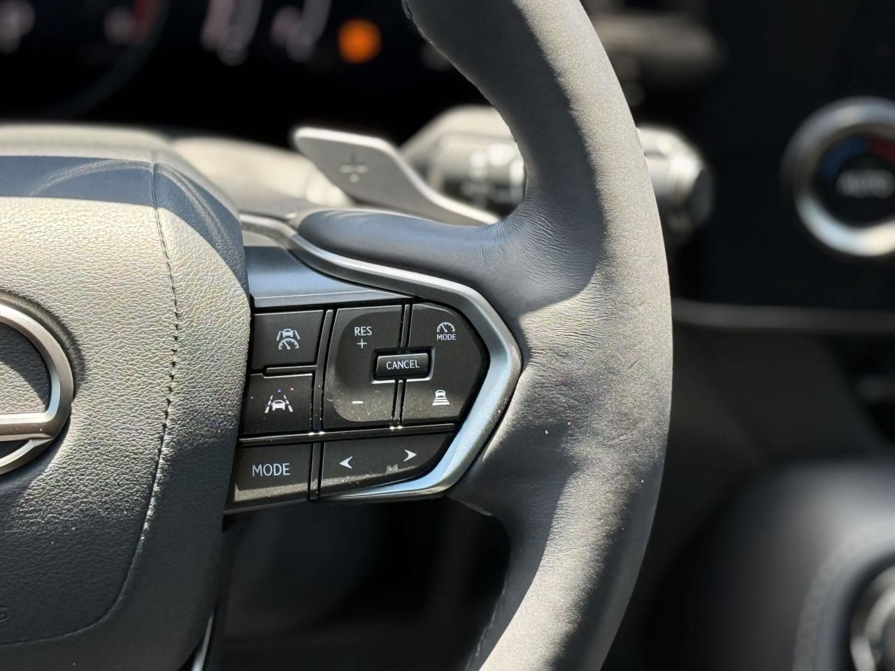 2023 Lexus NX 250 | PREMIUM | LIKE NEW | LOW KM - Photo #23