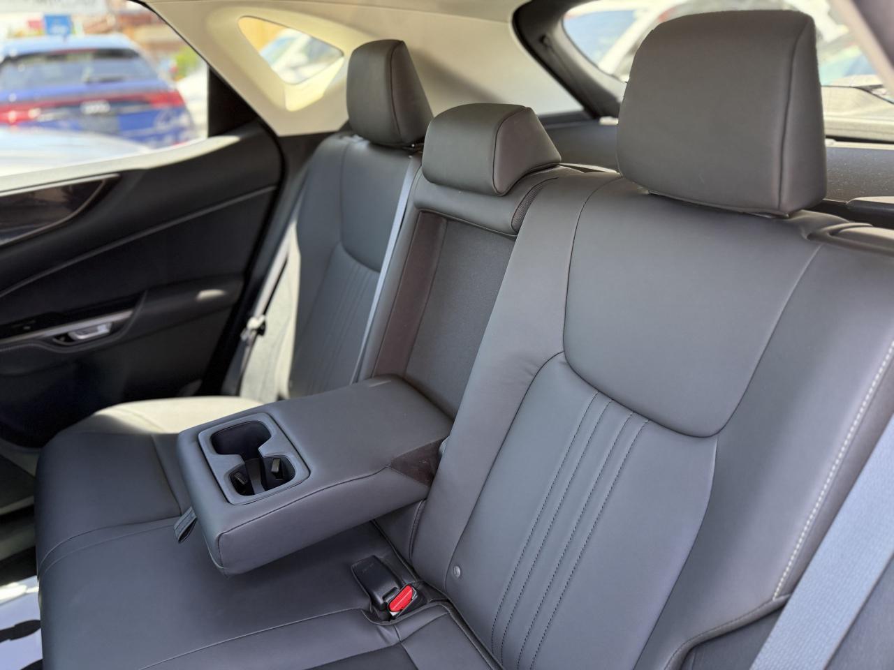 2023 Lexus NX 250 | PREMIUM | LIKE NEW | LOW KM - Photo #39