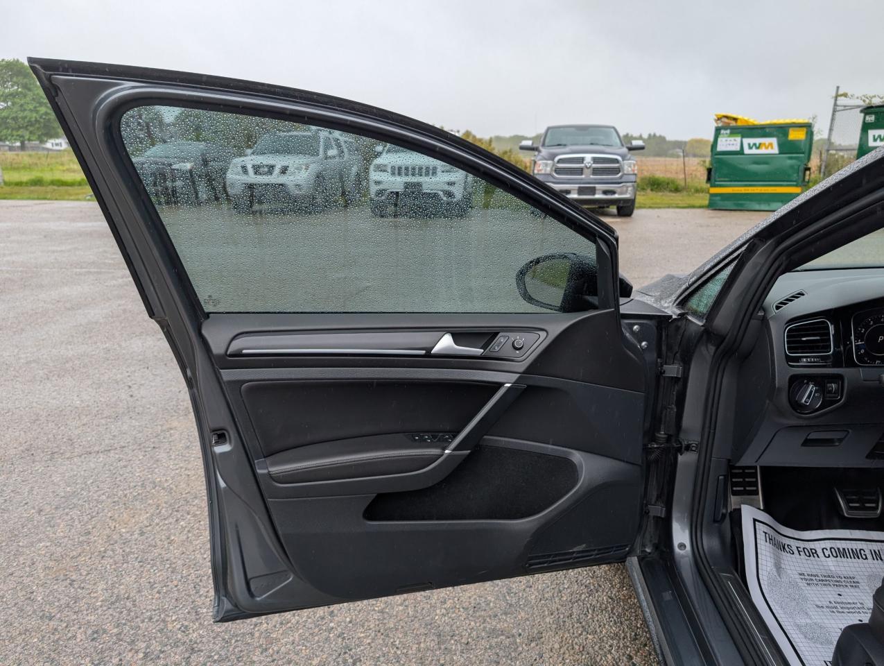 2018 Volkswagen Golf R  - Photo #14