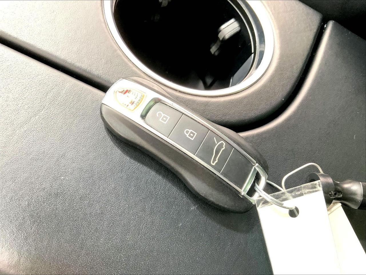 12569117