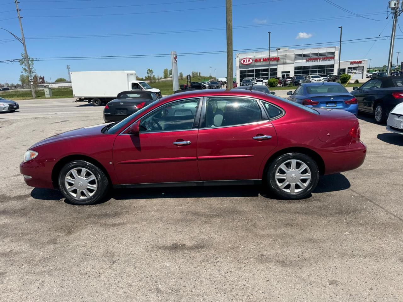 2007 Buick Allure CX, AUTO, V6, LOW KMS, ONLY 78KMS, CERTIFIED - Photo #2