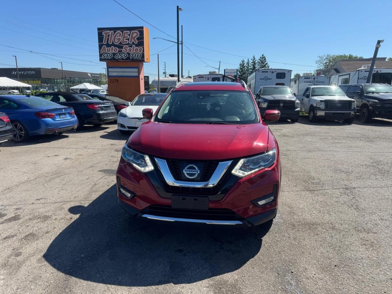 2017 Nissan Rogue AWD, SL, LOADED, LEATHER, CERTIFIED - Photo #8