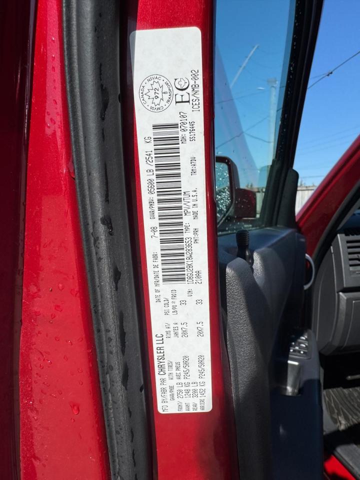 1748352472811