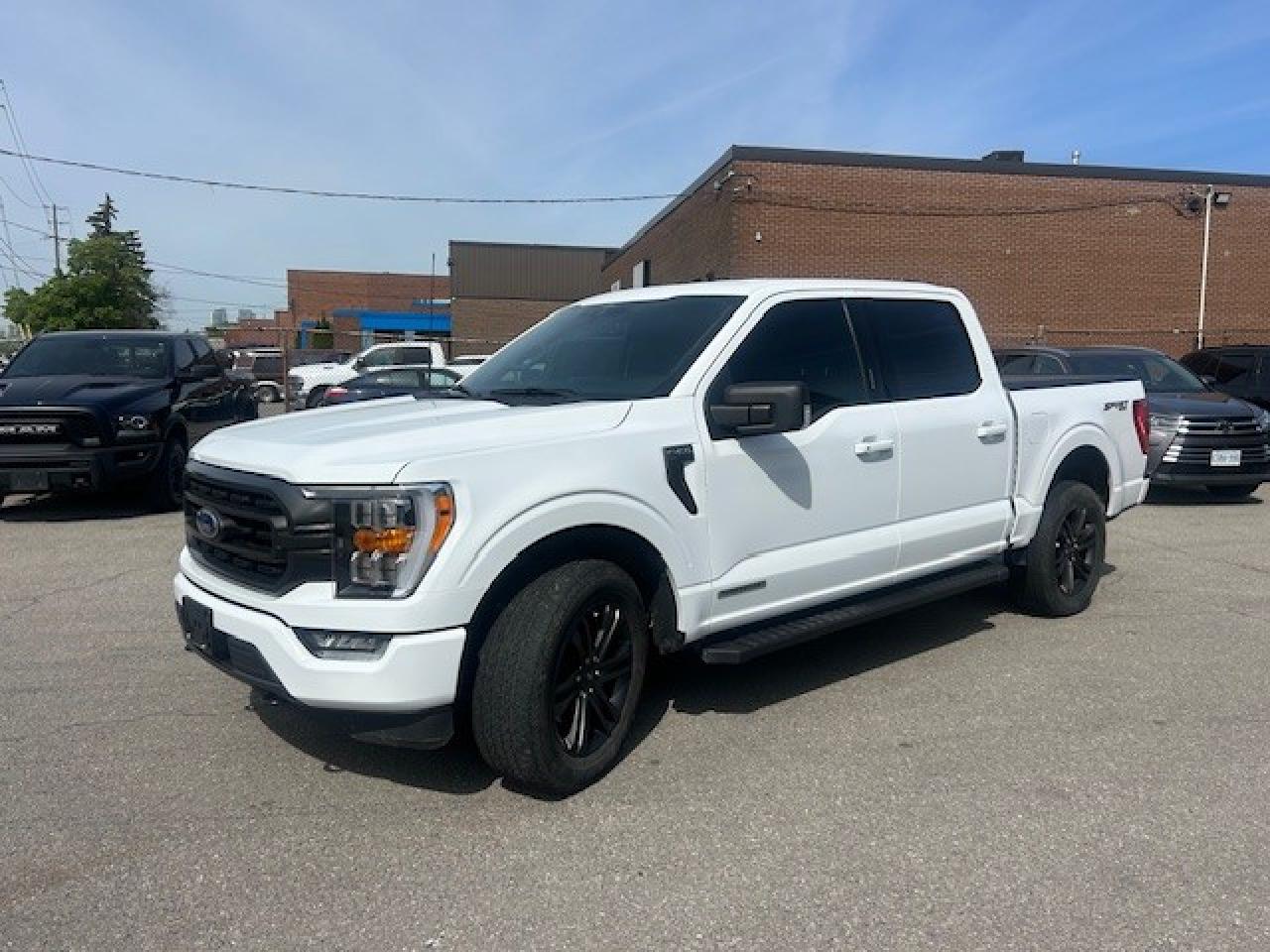 2021 Ford F-150 XLT - Photo #2