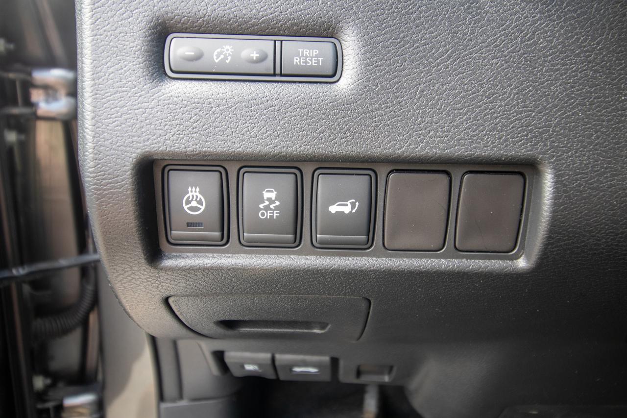2016 Nissan Murano SV Photo5