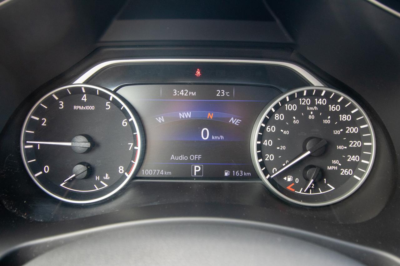 2016 Nissan Murano SV Photo5