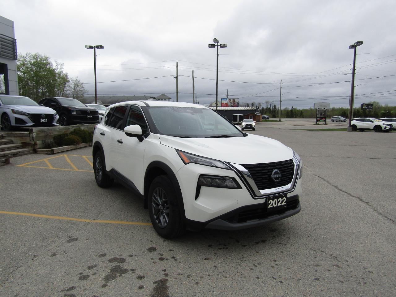 2022 Nissan Rogue S AWD Photo2