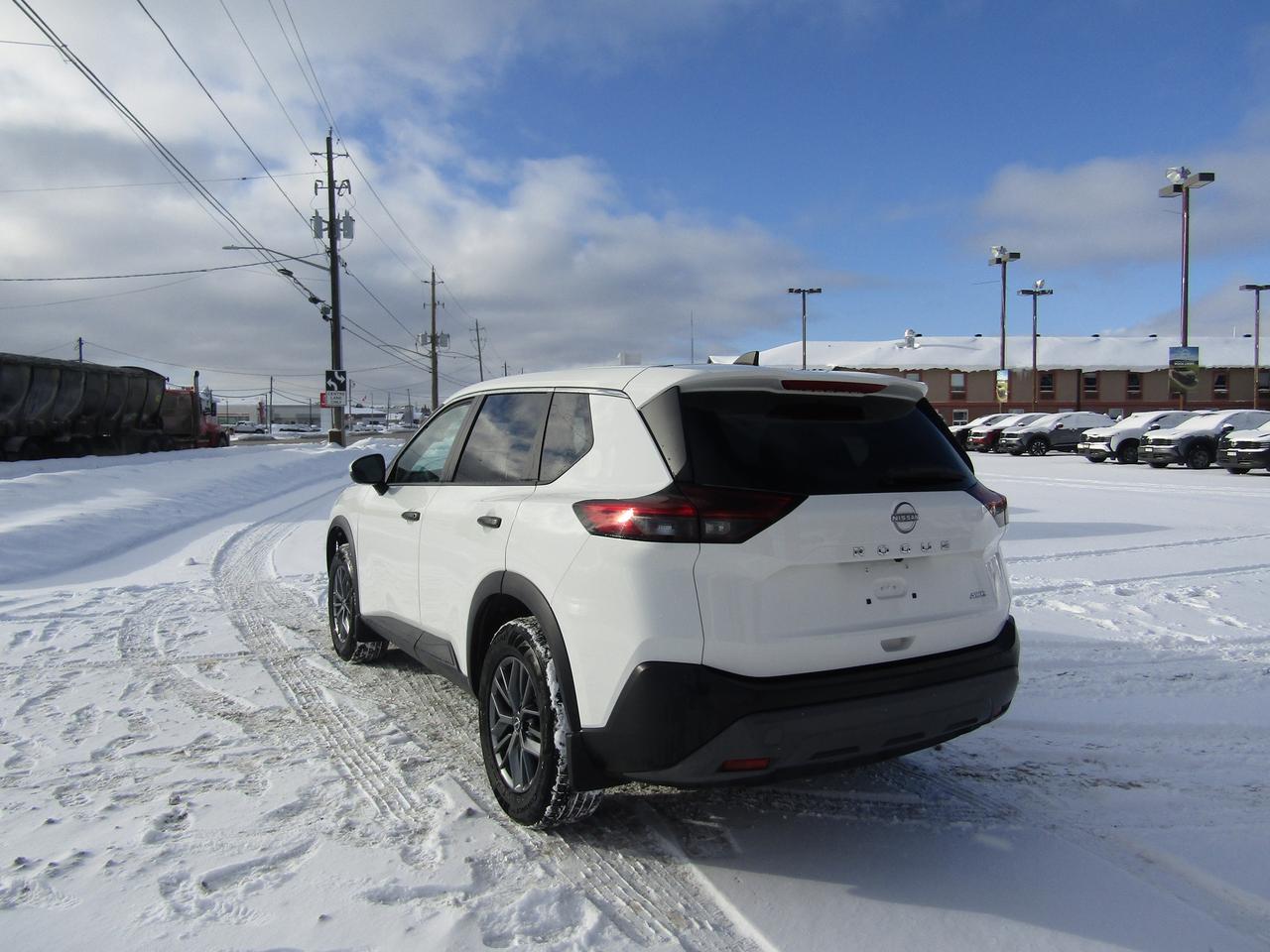 2022 Nissan Rogue S AWD Photo