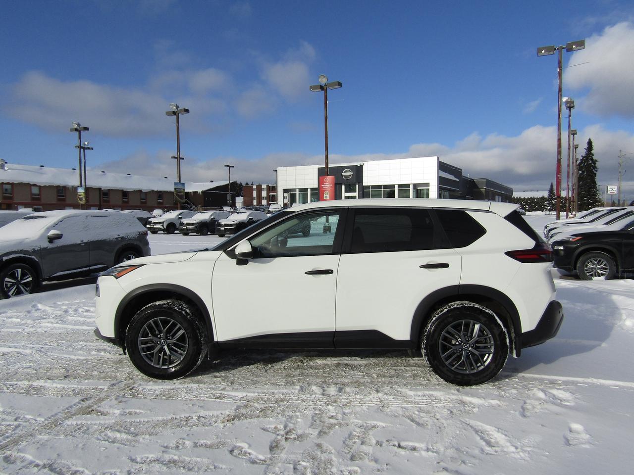 2022 Nissan Rogue S AWD Photo