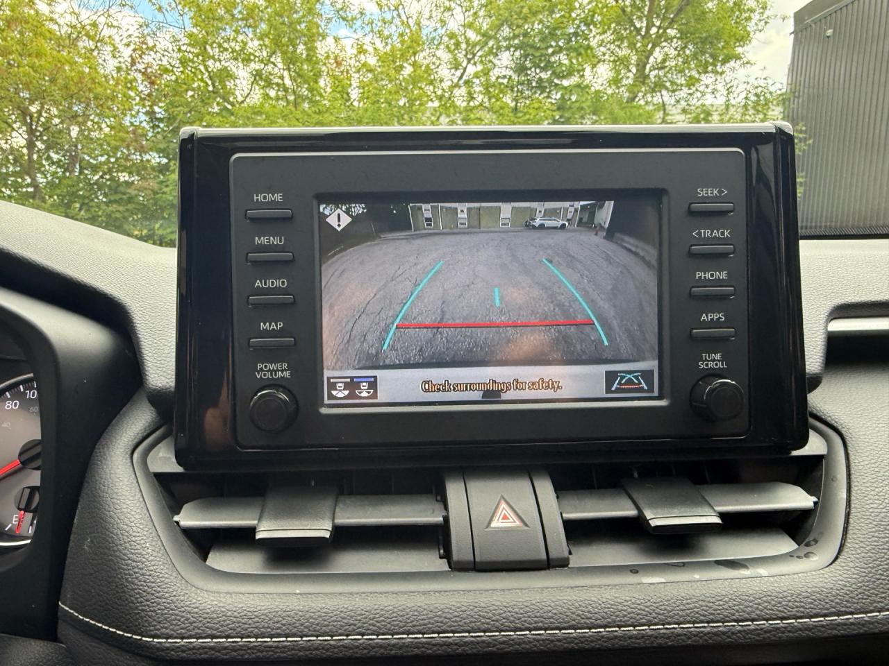 2020 Toyota RAV4 LE AWD - Photo #16