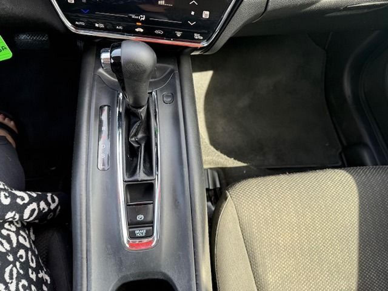 2017 Honda HR-V LX - Photo #2