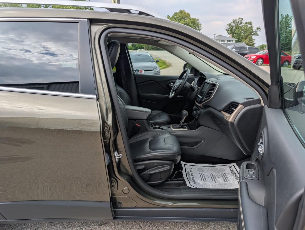2015 Jeep Cherokee Limited - Photo #26