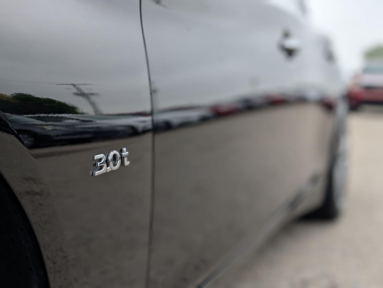 2016 Infiniti Q50 3.0T - Photo #12