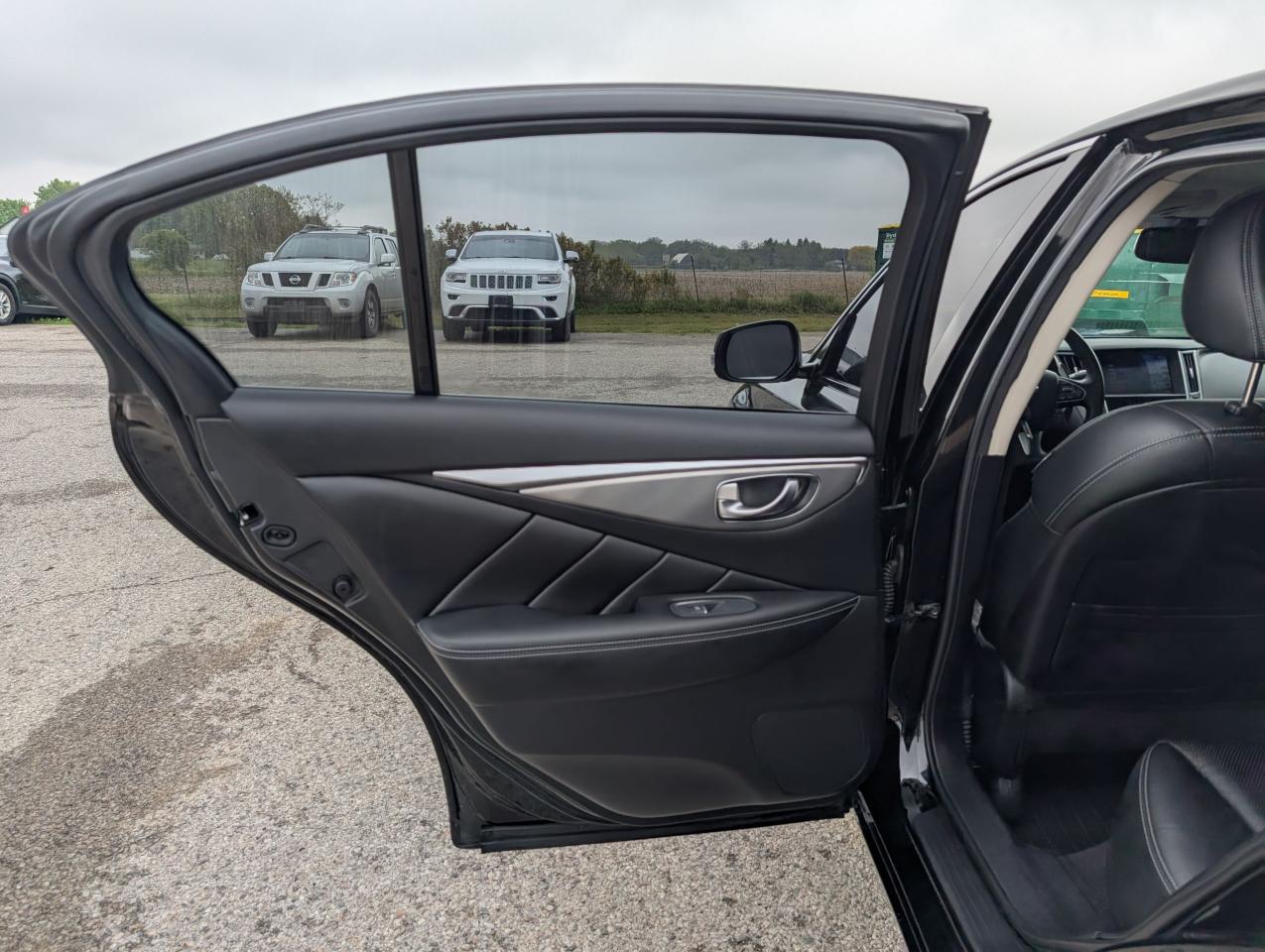 2016 Infiniti Q50 3.0T - Photo #20