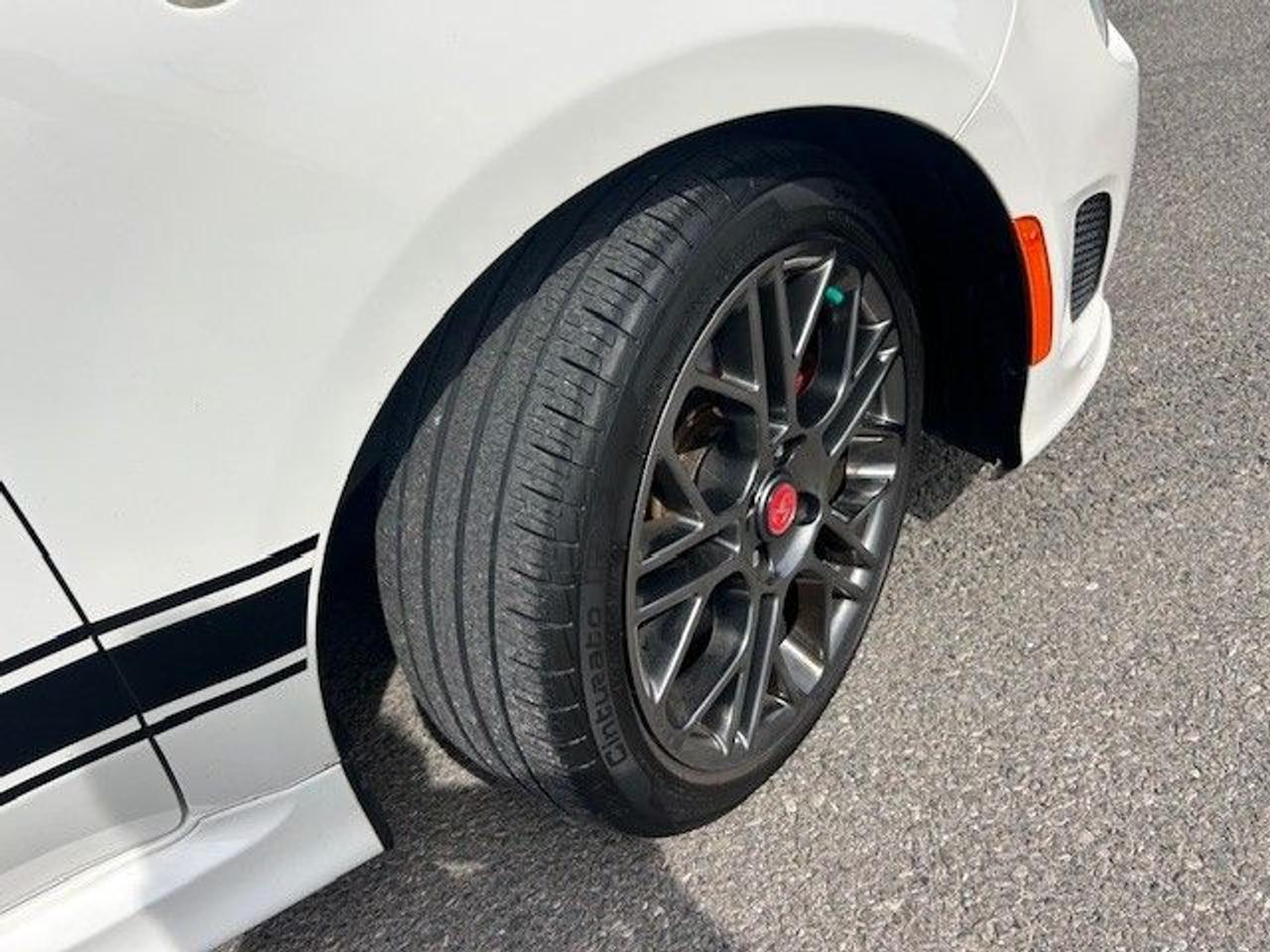 2013 Fiat 500 Abarth Photo