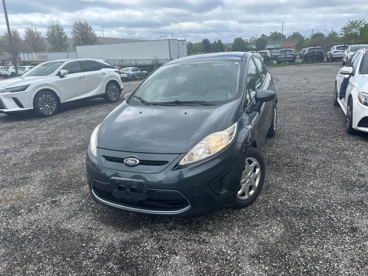 Used 2011 Ford Fiesta SE for sale in Mississauga, ON